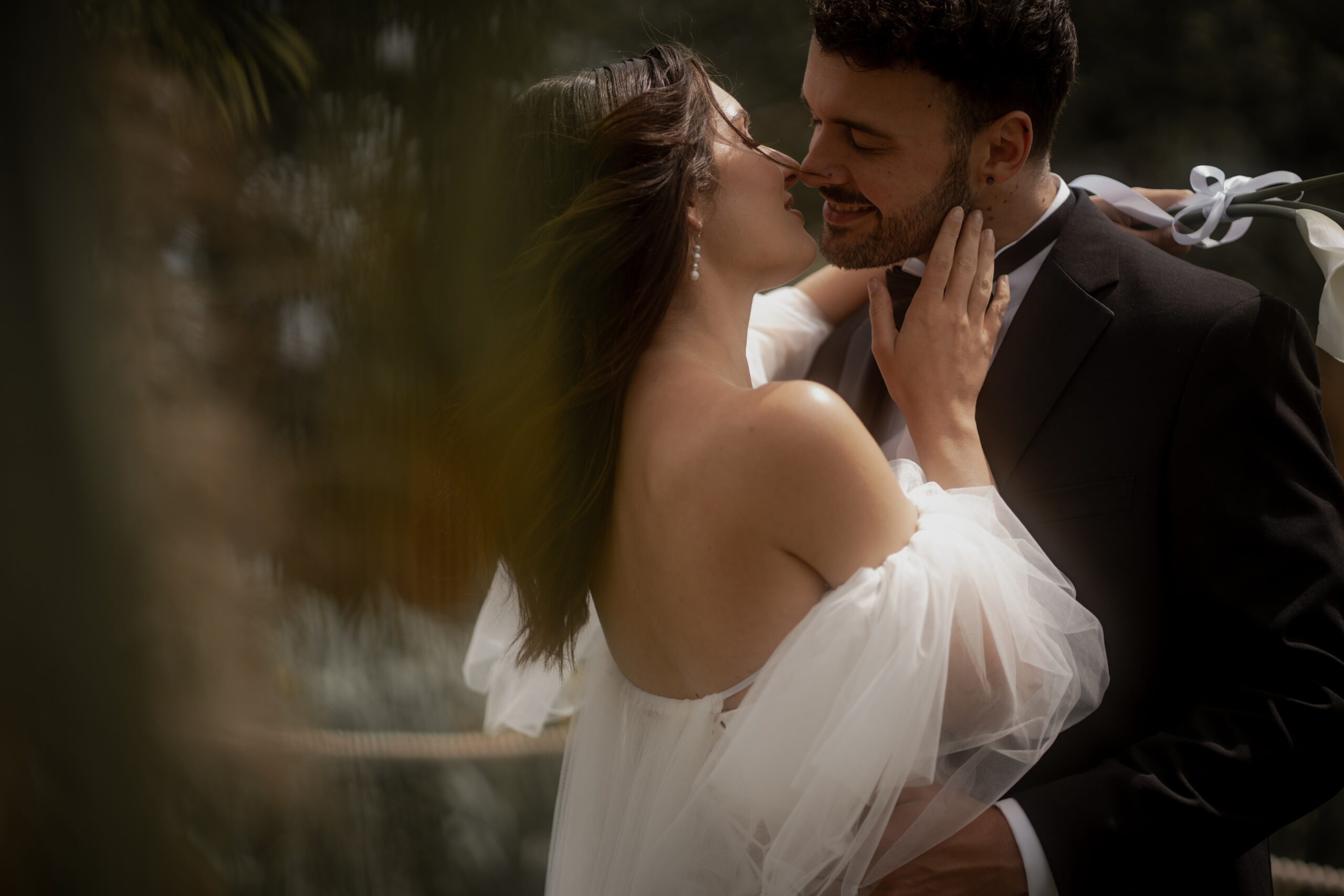 Dramatic couples portrait outdoors